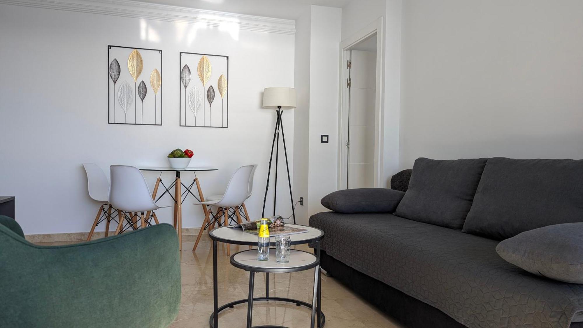 Las Arenas Sea Front Apartments Benidorm Exterior photo